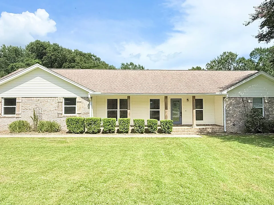 5136 Hamilton Ln