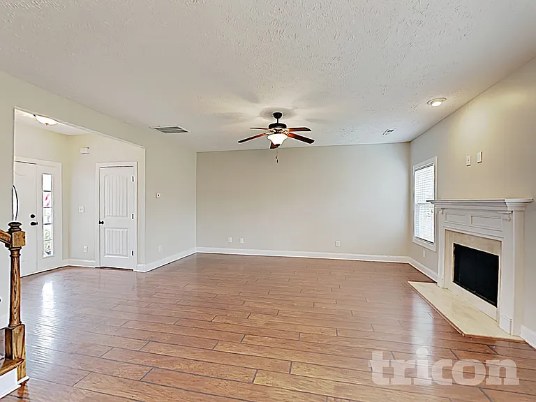 1257 Morstead Dr — Photo 4