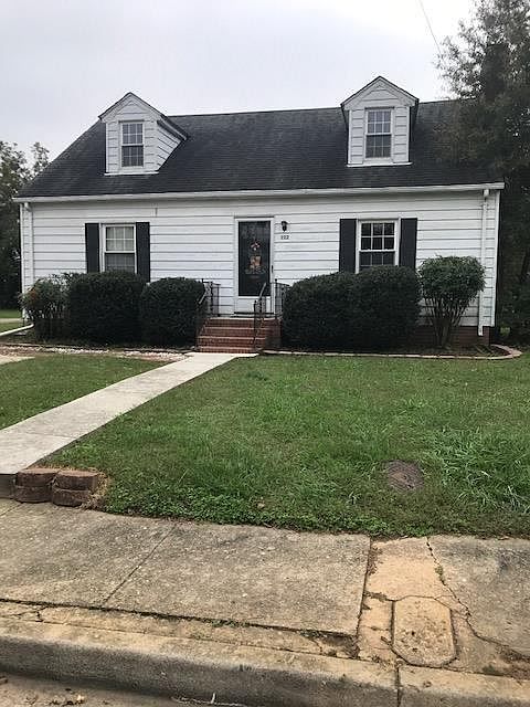 1st image of 222 Windsor St