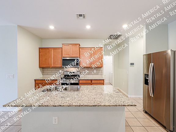 4th image of 14151 W Georgia Dr