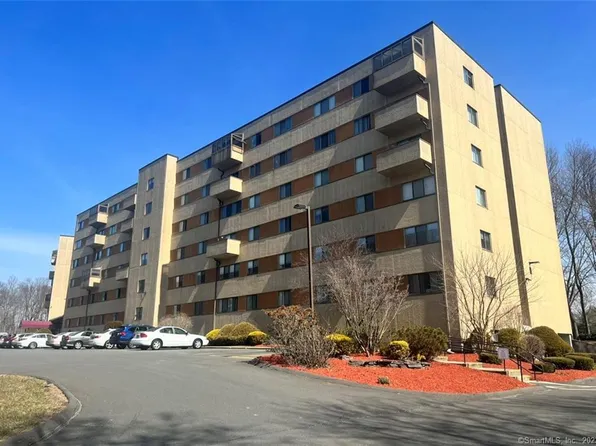 52 Putter Drive #607S, Wallingford, CT 06492