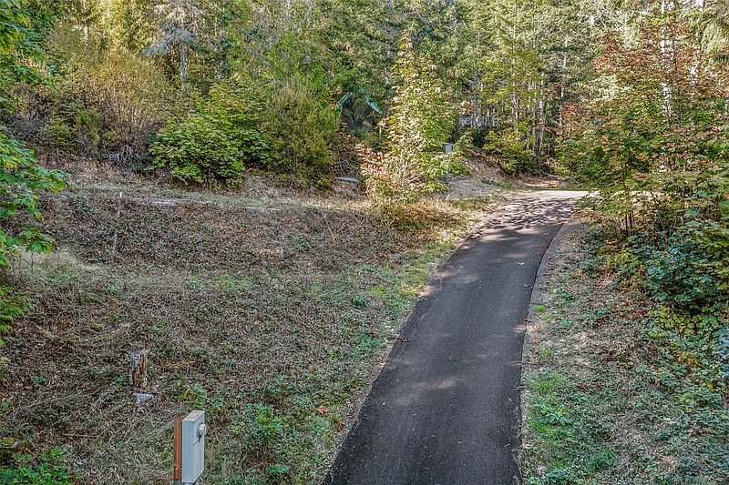 5th image of 50 N Rustic Ridge Drive