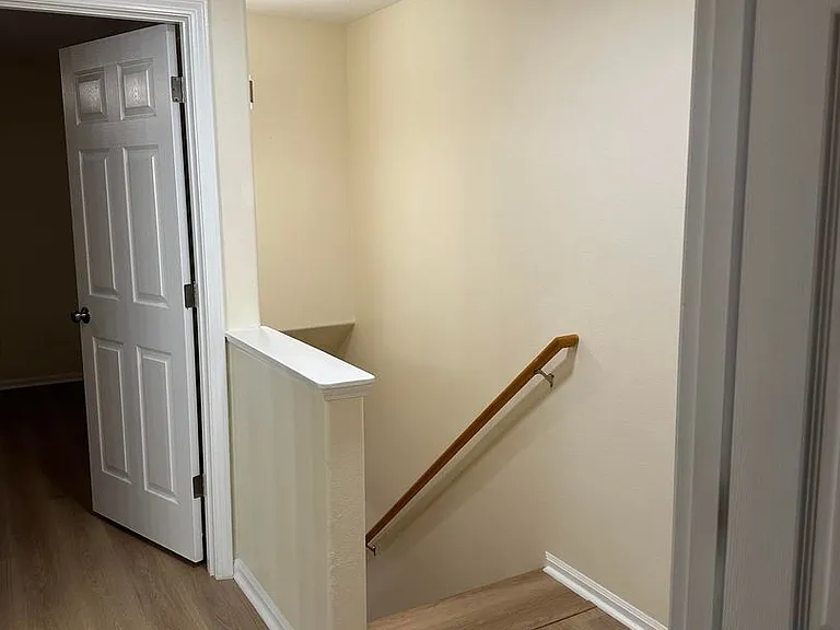 1612 Fetters Loop — Photo 20