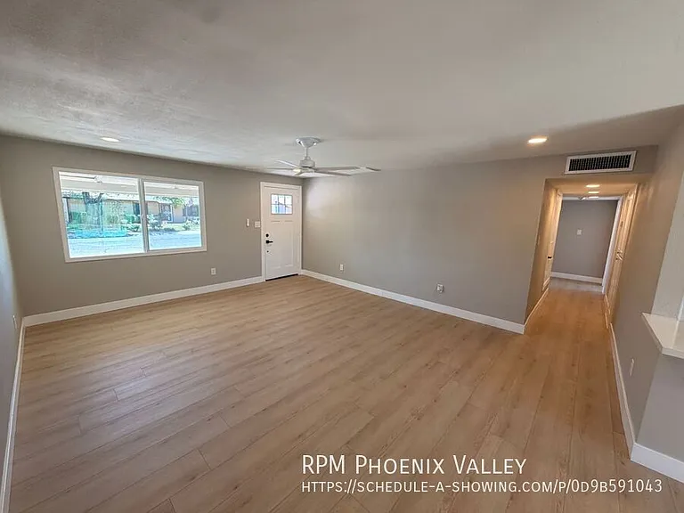3902 E Joan De Arc Ave — Photo 4