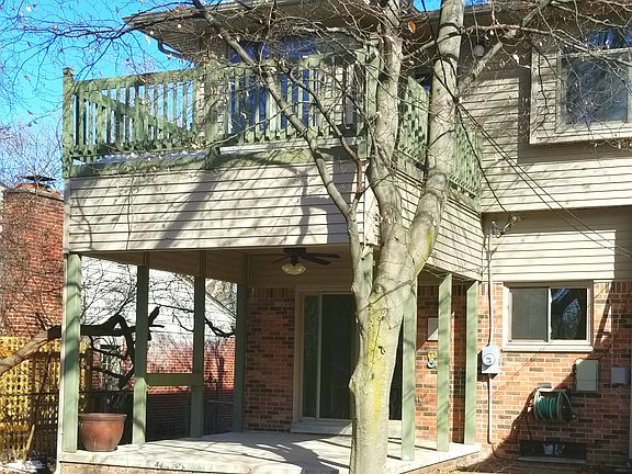 balcony off master bedroom