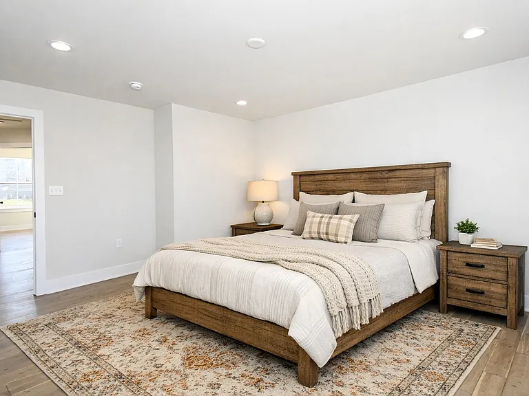 51 W Clymer Ave — Photo 11