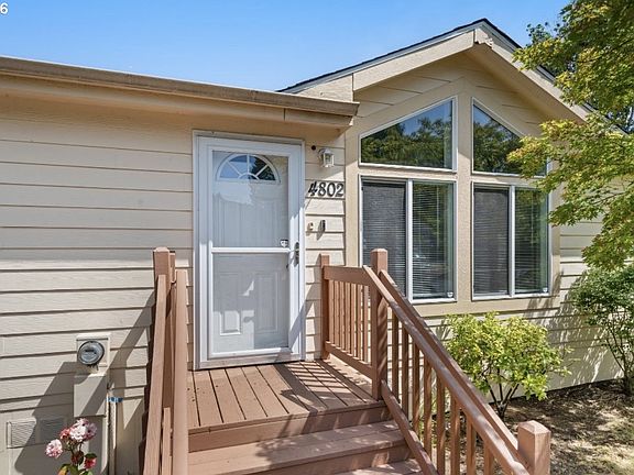 4th image of 4802 SE 133rd Dr