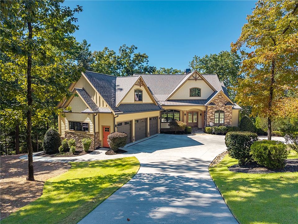 1st image of 700 Lakestream Ct