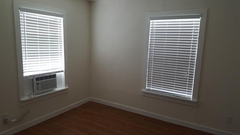 2nd image of 853 Savage Ln APT 7