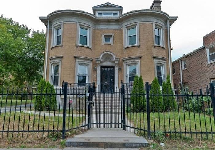 1st image of 5228 S King Dr