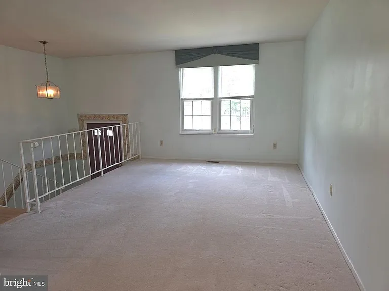 3301 Heidi Ln — Photo 9