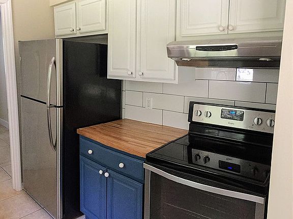 5th image of 14118 SE 44th Ct