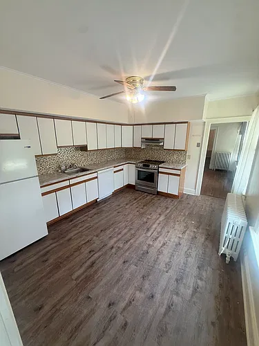 26 Eastwood Ave Photo 1