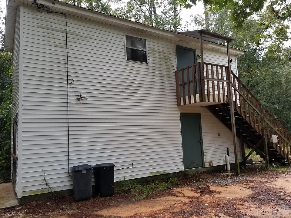 2nd image of 57561 Baldwin St