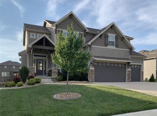 2416 SW Hickory Ln, Lees Summit, MO 64082