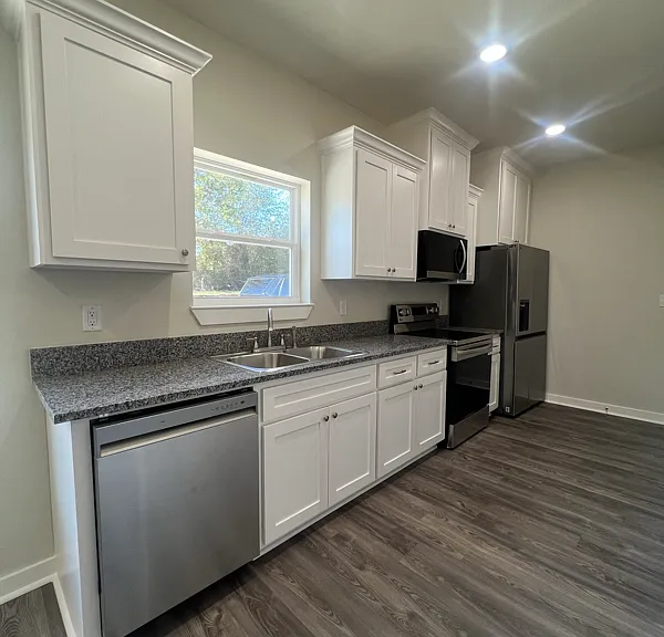 2602 Seaton St — Photo 11