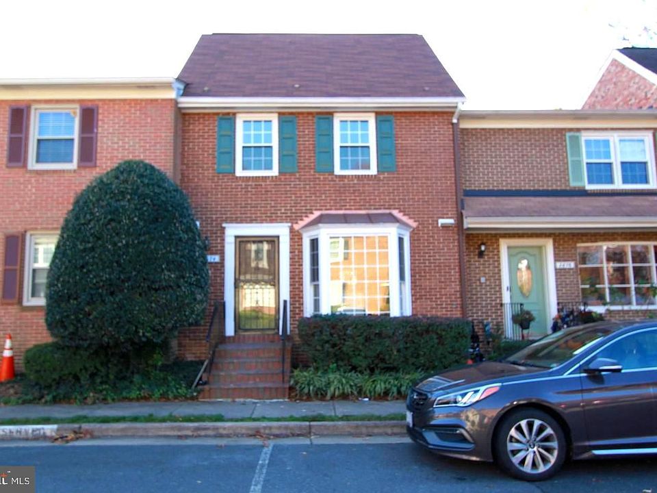 1st image of 2674 Centennial Ct