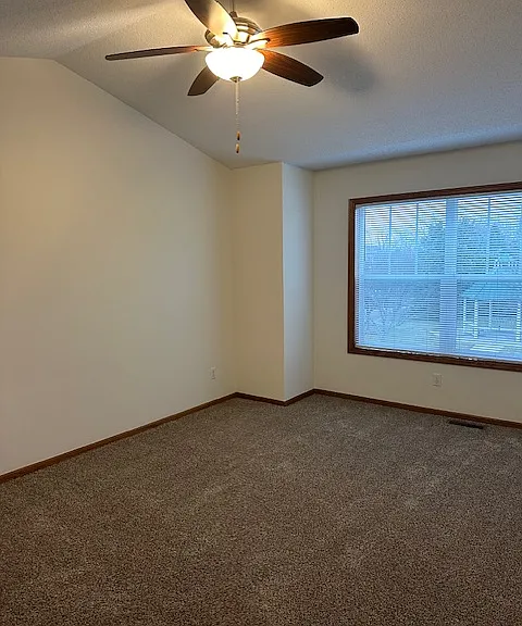 9613 Linden Ln N — Photo 15