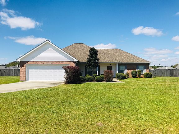 2nd image of 19 Seminole Dr