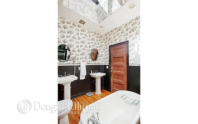 Sold by Douglas Elliman | media 8