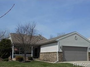 12453 Pagels Dr, Grand Blanc, MI 48439