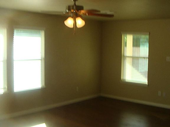 3rd image of 22326 Queenbury Hills Dr