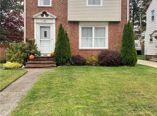 13603 Thraves Rd, Garfield Heights, OH 44125