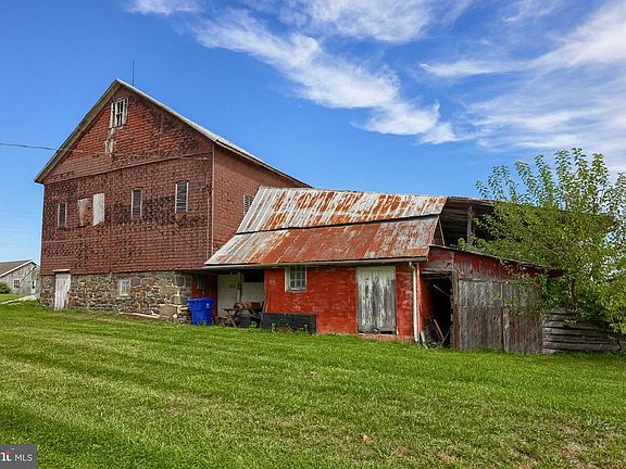 5th image of 495 Sibert Rd