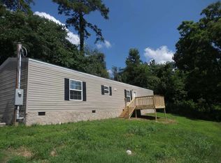 875 Queener Rd, Jacksboro, TN 37757