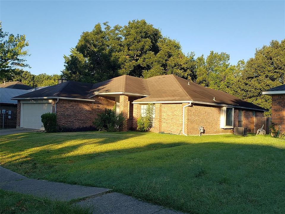 1st image of 2109 McIntosh Dr