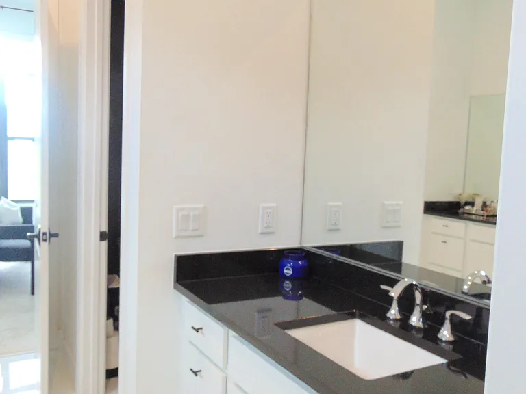 10195 SW Latium Way — Photo 26