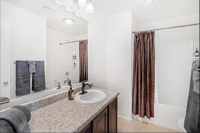 4931 N 108th Dr — Photo 14