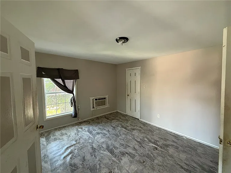 405 W Wm J Bryan Pkwy #B2 — Photo 4
