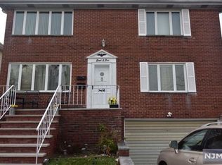 805 Harvard Pl #2, Fort Lee, NJ 07024