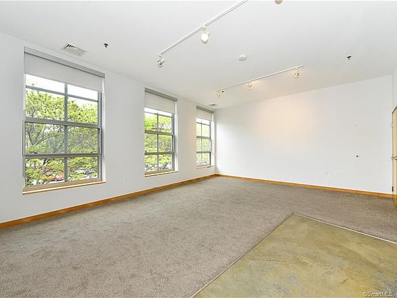 5th image of 10 Ann St APT 207