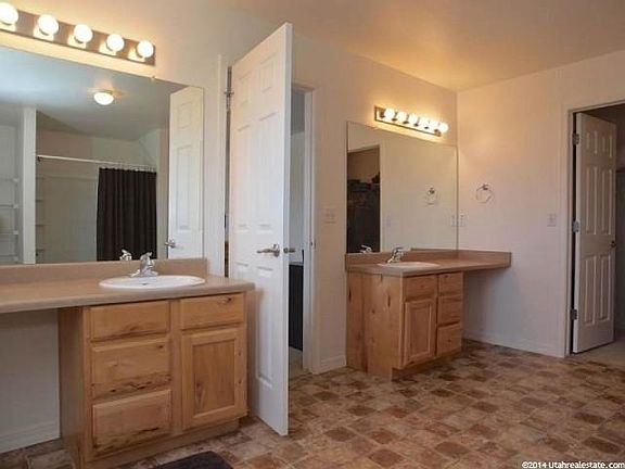4th image of 13913 S Travis Boyd Cir