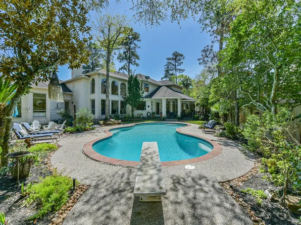 6215 Redwood Bridge Trl, Kingwood, TX 77345