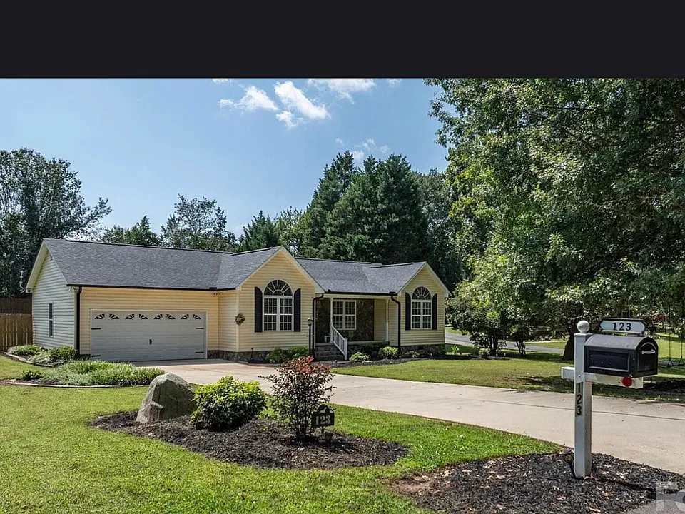 123 Idlebrook Rd