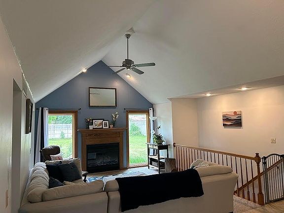 2nd image of 54960 Sunray Dr E