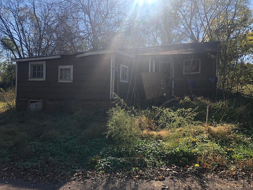 1st image of 3939 Railside Ave