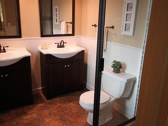3rd image of 2332 Glenheath Dr