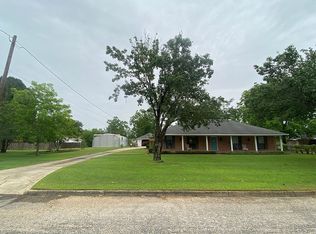 402 Rebecca Rd, Headland, AL 36345