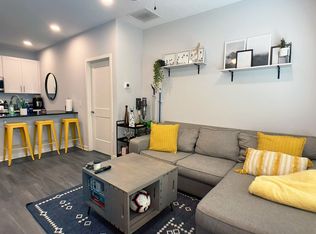 818 NW 6th Ave, Gainesville, FL 32601