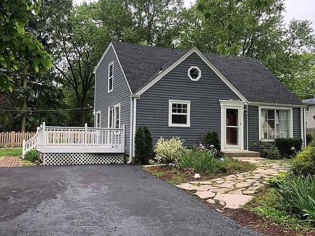 1st image of 28537 W Lindbergh Dr