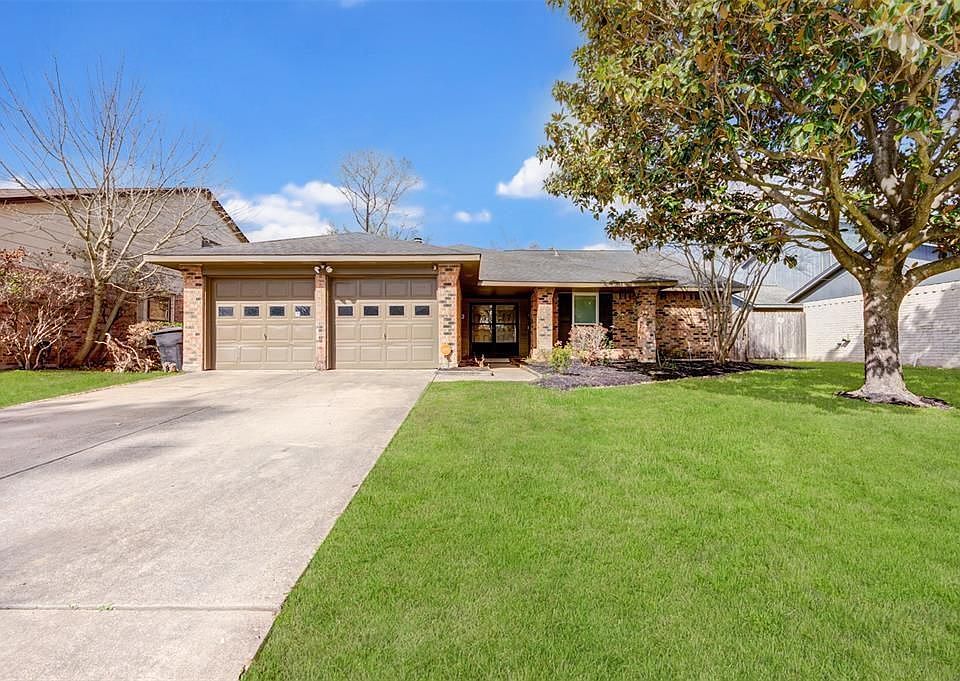 2nd image of 6706 Inwood West Dr