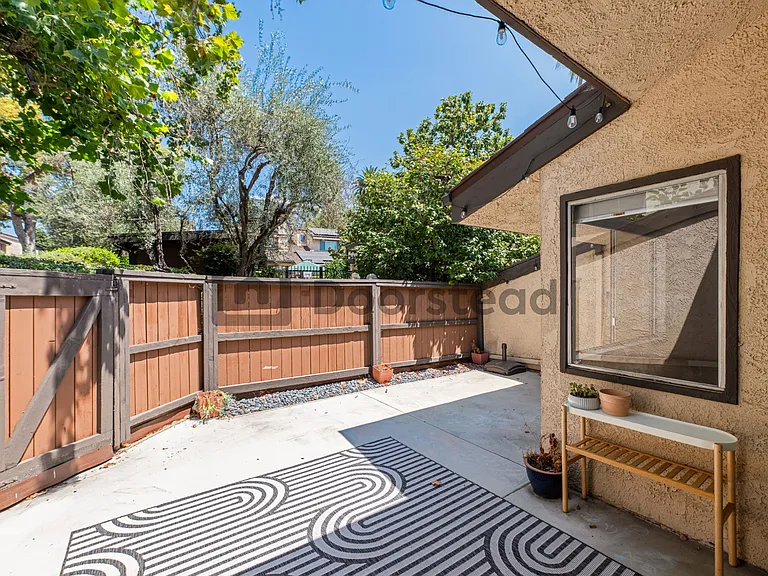 288 S Marengo Ave — Photo 25