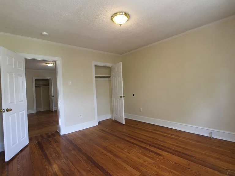 8418-8424 Germantown Ave — Photo 11