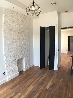 Rented by P Management | media 9