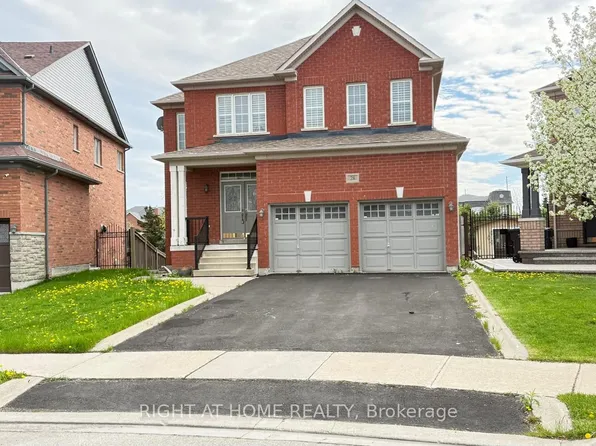 28 Laurentide Cres, Brampton, ON L6P 1Y4