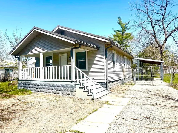 641 N Hickory St, Centralia, IL 62801